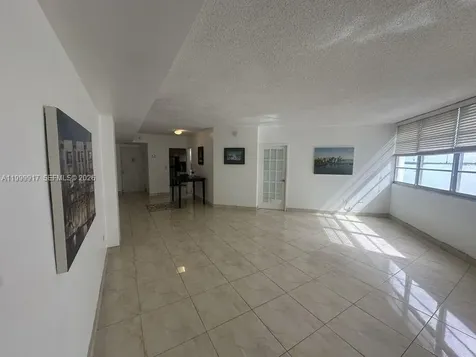 801 Brickell Bay Drive Miami FL 33131