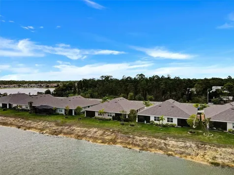 20462 Plumwood Loop North Fort Myers FL 33917
