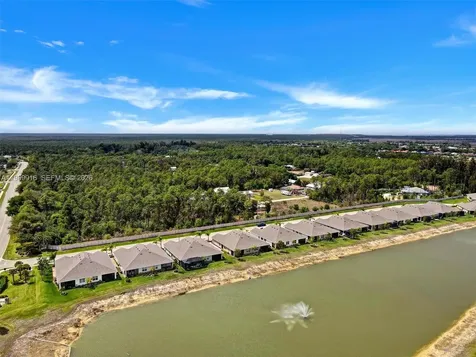 20462 Plumwood Loop North Fort Myers FL 33917