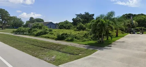 2125 SE Morningside Boulevard Port St. Lucie FL 34952