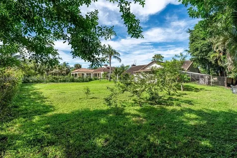 6252 NW 65th Terrace Parkland FL 33067