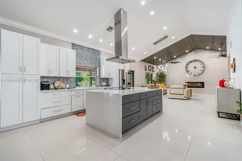 6252 NW 65th Terrace Parkland FL 33067