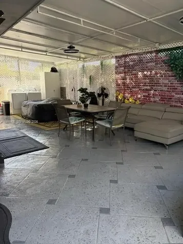 1394 W 30th Street Hialeah FL 33012