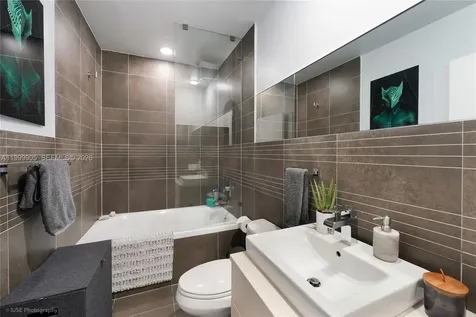 2100 Park Avenue Miami Beach FL 33139