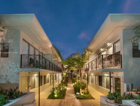 2100 Park Avenue Miami Beach FL 33139