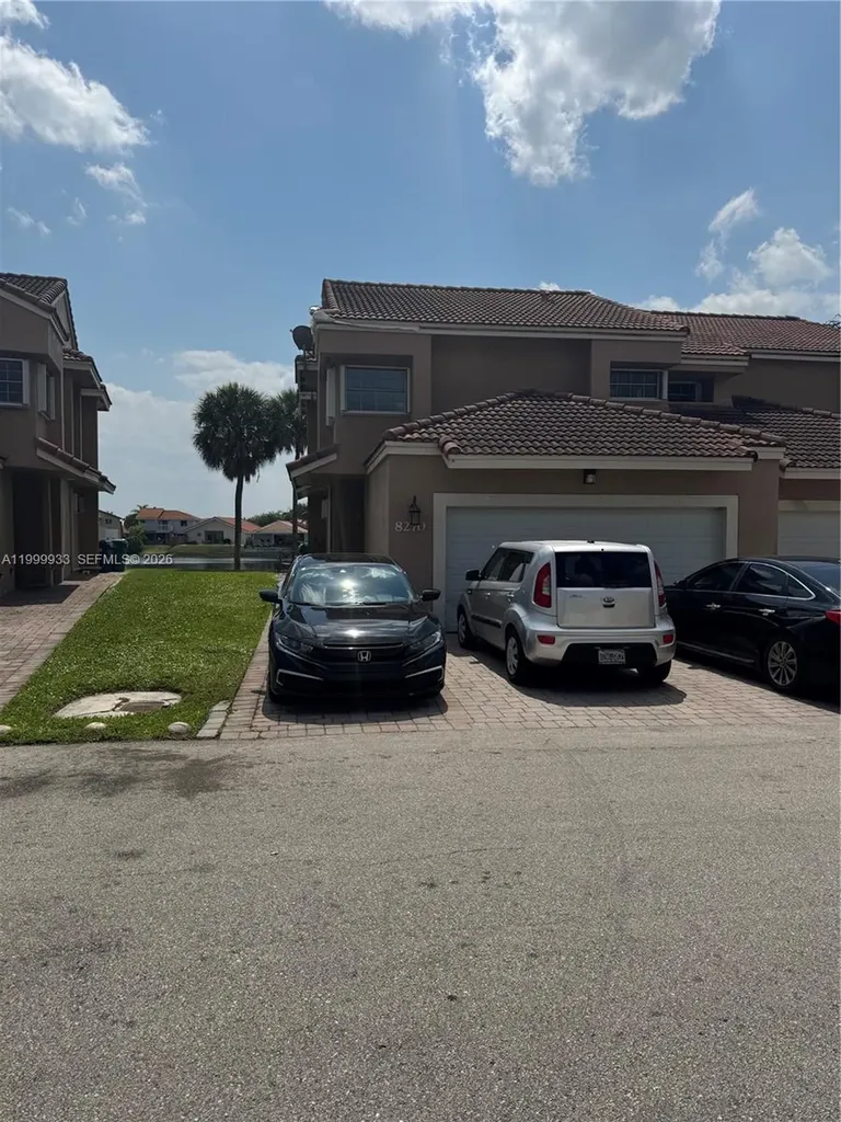 8270 NW 191st Lane Hialeah FL 33015