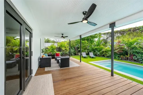 412 NW 41st Street Miami FL 33127