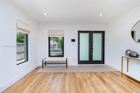 412 NW 41st Street Miami FL 33127