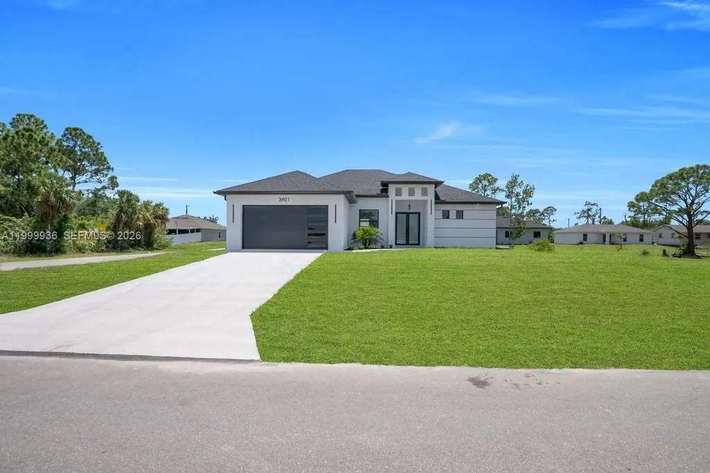 3901 3rd Street SW Lehigh Acres FL 33976