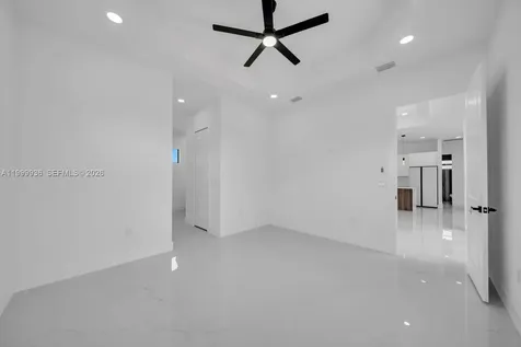 3901 3rd Street SW Lehigh Acres FL 33976