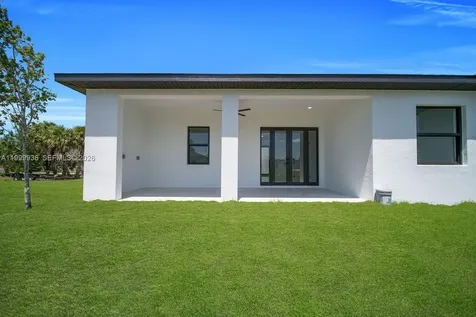 3901 3rd Street SW Lehigh Acres FL 33976