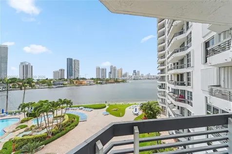 19101 NE 36th Court Aventura FL 33180