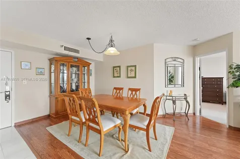 19101 NE 36th Court Aventura FL 33180