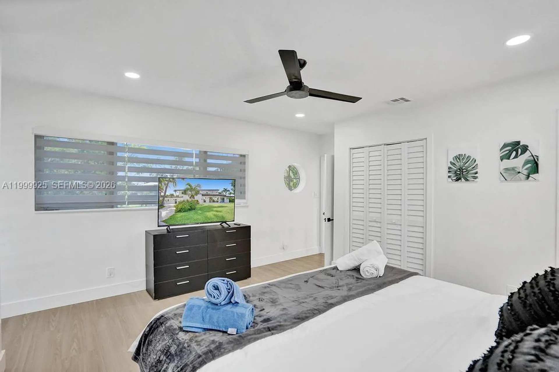 911 N Northlake Drive Hollywood FL 33019