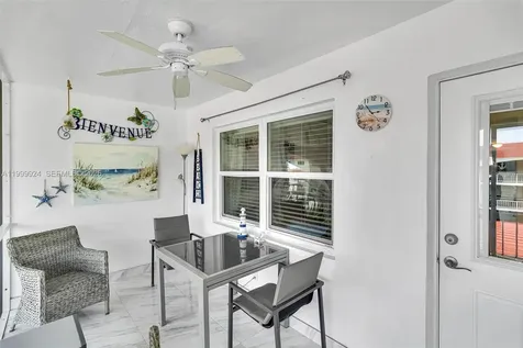 580 Egret Drive Hallandale Beach FL 33009