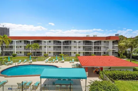 580 Egret Drive Hallandale Beach FL 33009