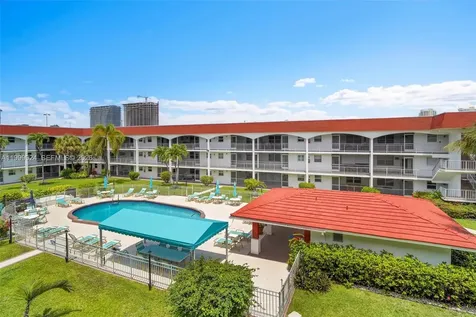 580 Egret Drive Hallandale Beach FL 33009