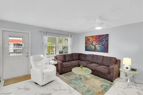 580 Egret Drive Hallandale Beach FL 33009