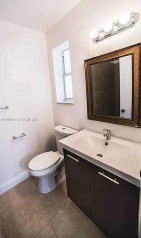 500 SW 9th Avenue Miami FL 33130
