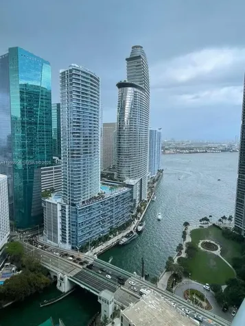 77 SE 5th Street Miami FL 33131
