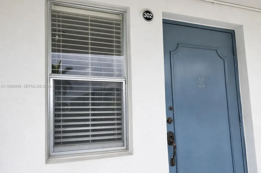 950 Hillcrest Drive Hollywood FL 33021