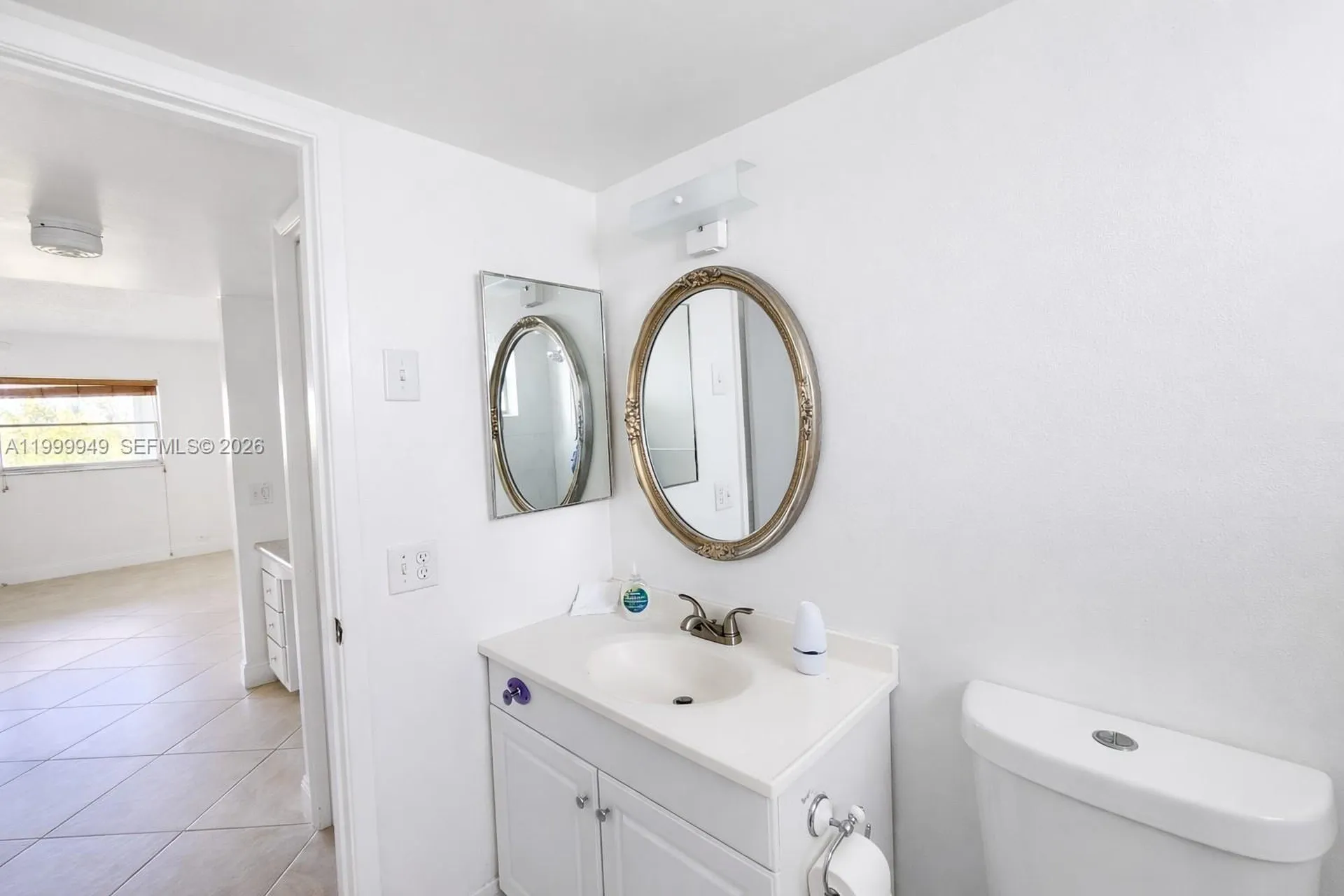 950 Hillcrest Drive Hollywood FL 33021
