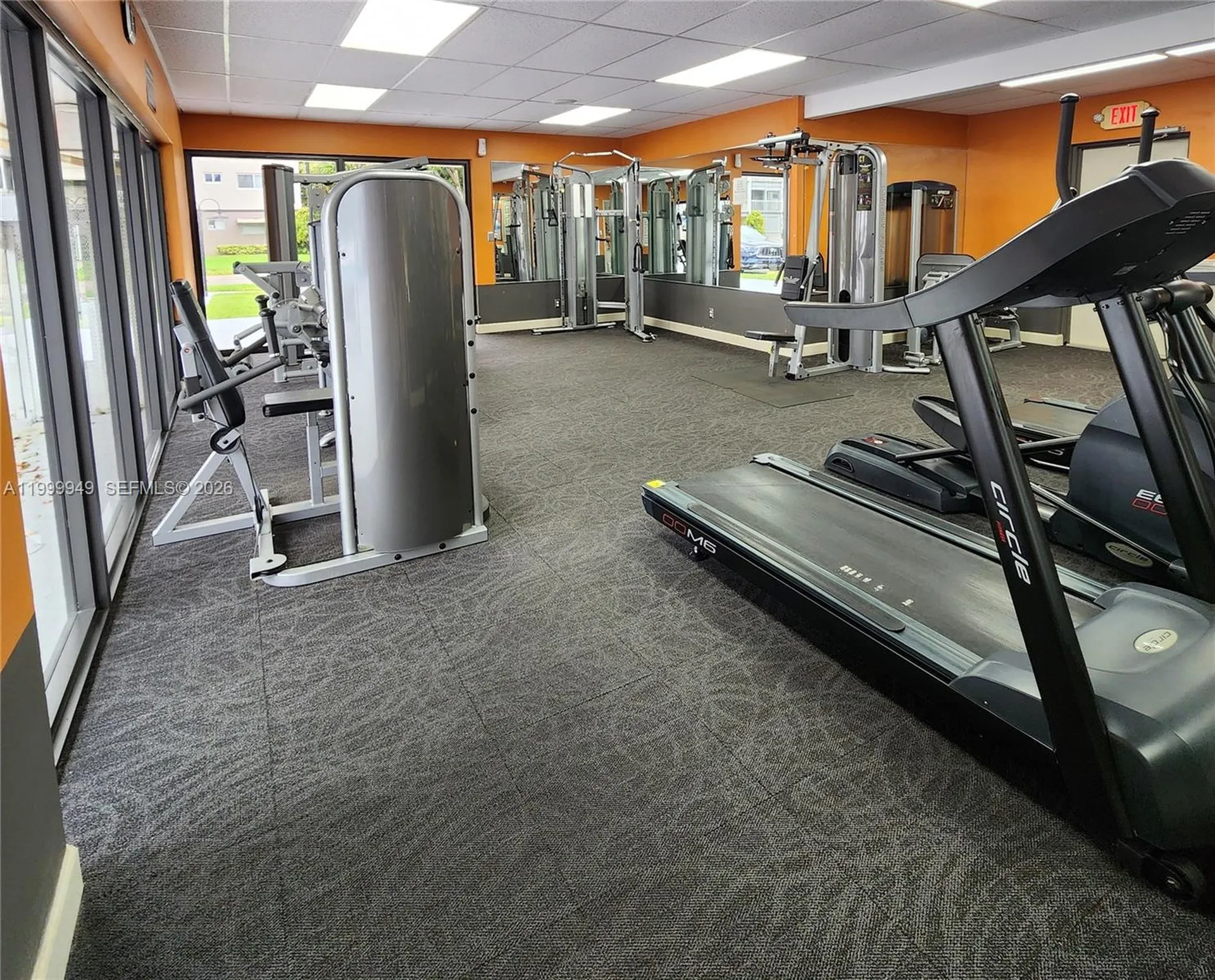950 Hillcrest Drive Hollywood FL 33021