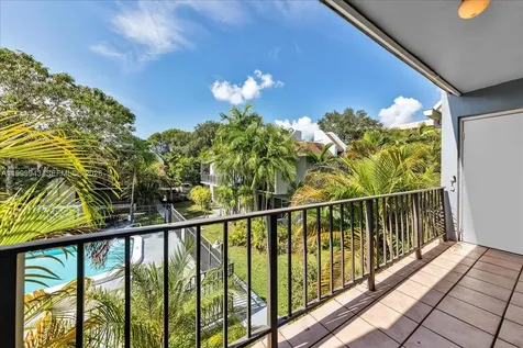 9225 SW 87th Avenue Miami FL 33176