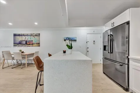 9225 SW 87th Avenue Miami FL 33176
