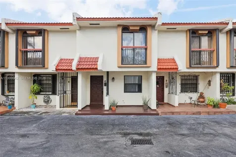 8389 NW 8th Street Miami FL 33126