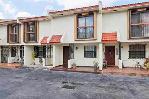 8389 NW 8th Street Miami FL 33126