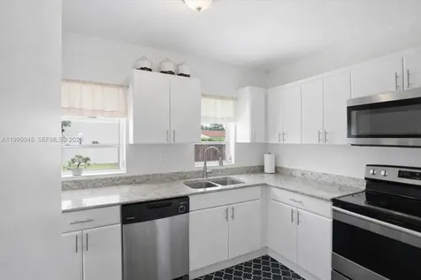 3645 SW 25th Terrace Miami FL 33133