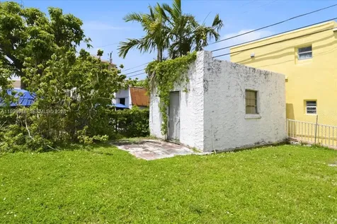3645 SW 25th Terrace Miami FL 33133