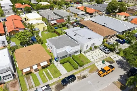 3645 SW 25th Terrace Miami FL 33133