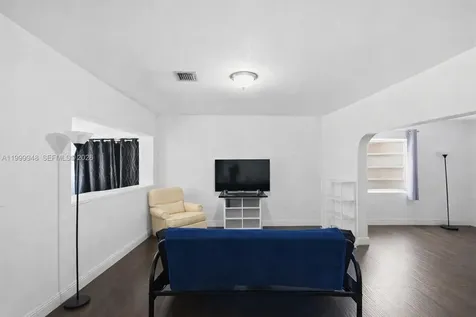 3645 SW 25th Terrace Miami FL 33133