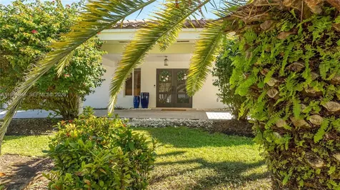13303 SW 58th Avenue Pinecrest FL 33156