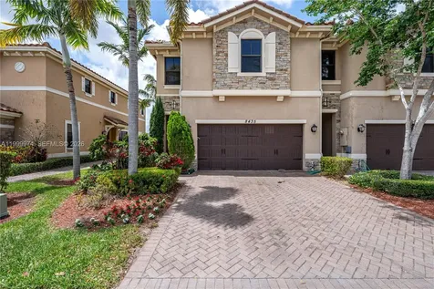 8435 Lakeview Trail Parkland FL 33076