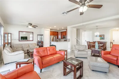 8435 Lakeview Trail Parkland FL 33076