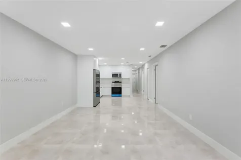 15685 SW 82nd Cir Lane Miami FL 33193