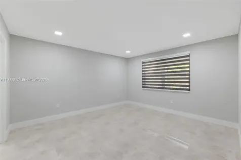 15685 SW 82nd Cir Lane Miami FL 33193