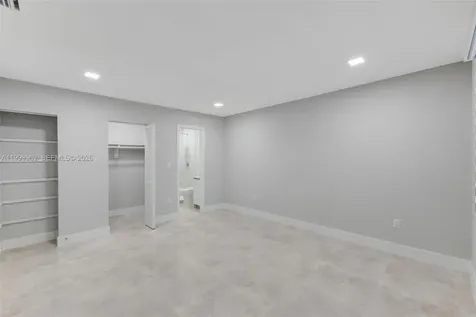 15685 SW 82nd Cir Lane Miami FL 33193
