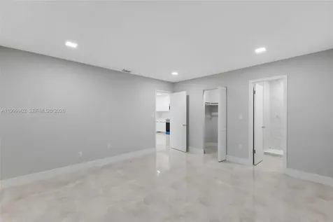 15685 SW 82nd Cir Lane Miami FL 33193