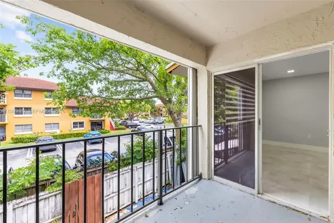 15685 SW 82nd Cir Lane Miami FL 33193