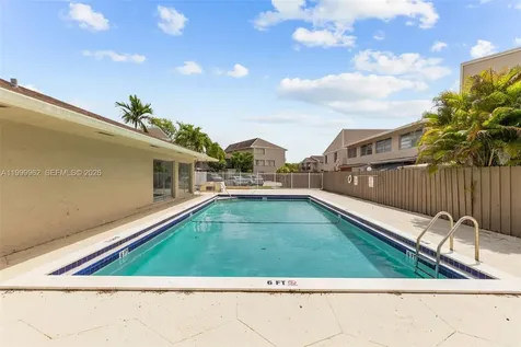 15685 SW 82nd Cir Lane Miami FL 33193