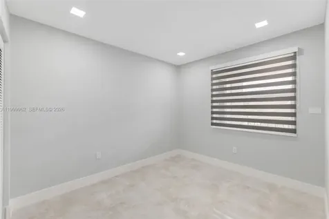 15685 SW 82nd Cir Lane Miami FL 33193