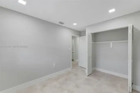15685 SW 82nd Cir Lane Miami FL 33193