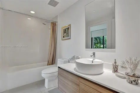 121 NE 34th Street Miami FL 33137
