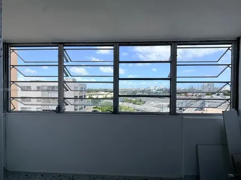 16400 NE 17th Avenue North Miami Beach FL 33162