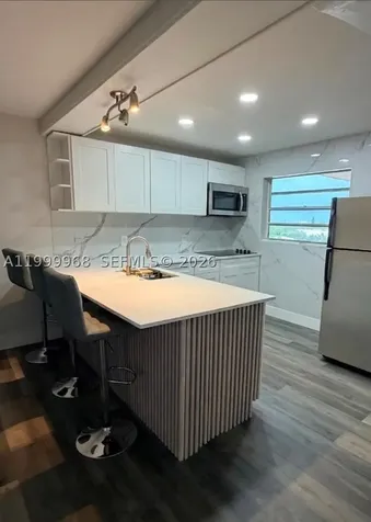 16400 NE 17th Avenue North Miami Beach FL 33162