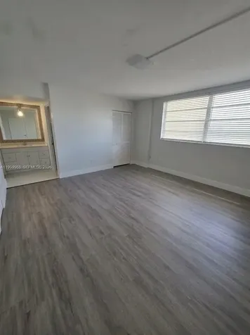 16400 NE 17th Avenue North Miami Beach FL 33162